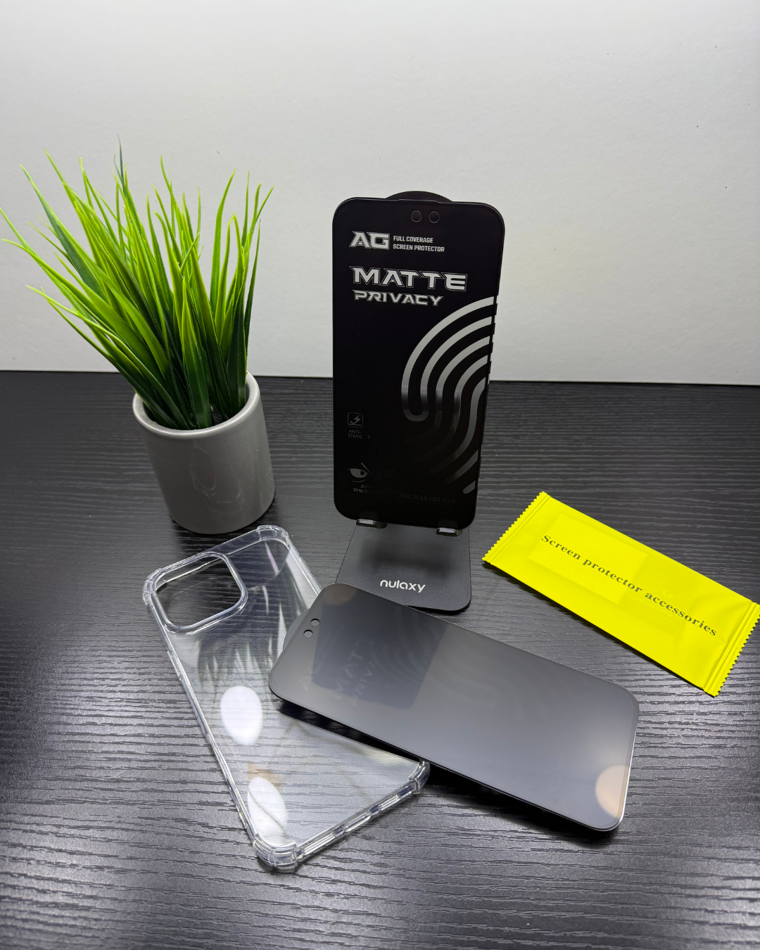 iPhone 16 Pro Max Silikonhülle – Transparent mit 2x Vollflächigem Displayschutz, Matt & Sichtschutz