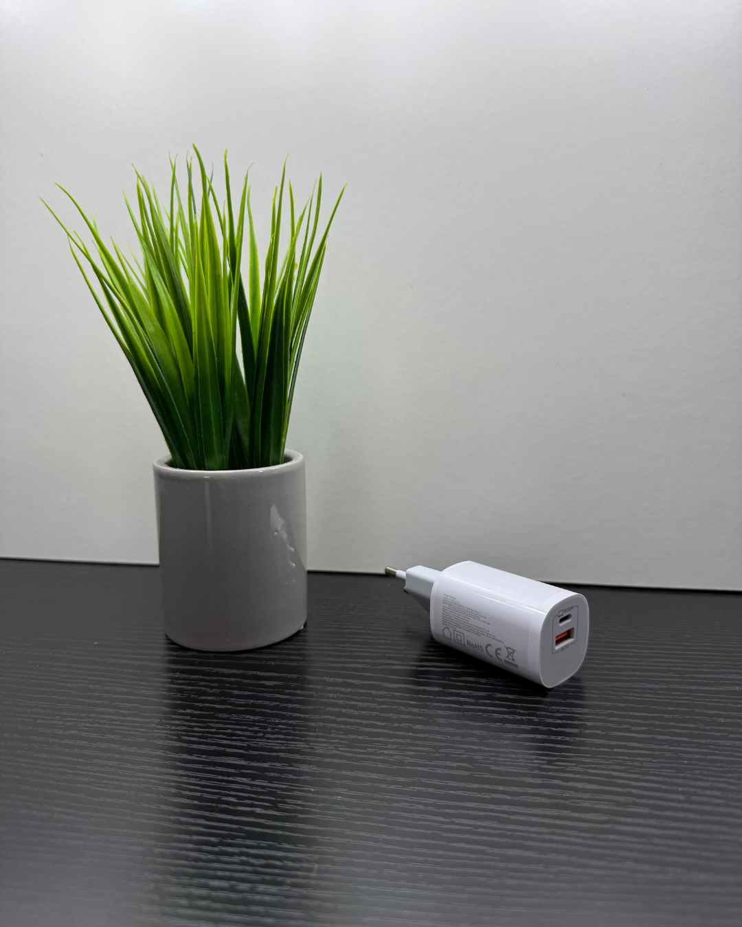 USB-C / USB Schnellladeadapter – Weiß, 30W