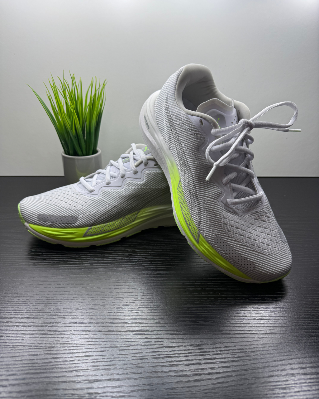 Puma Velocity Nitro 2 Damen Laufschuhe – Modernes Design, Leicht & Dämpfend, Größe 39