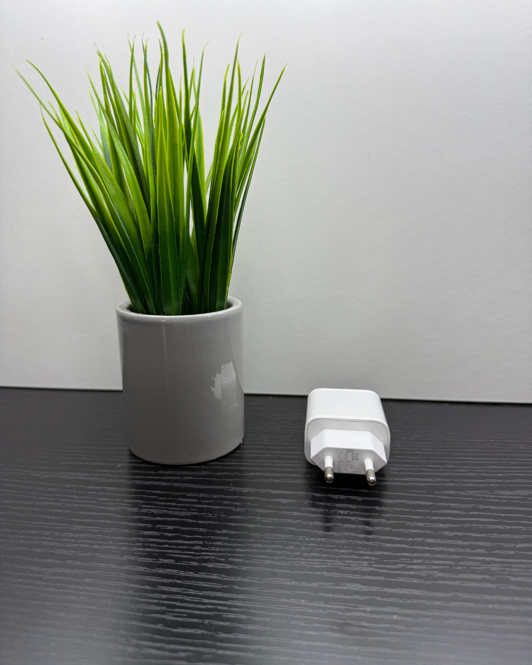 USB-C Schnellladeadapter – Weiß, 100–240V